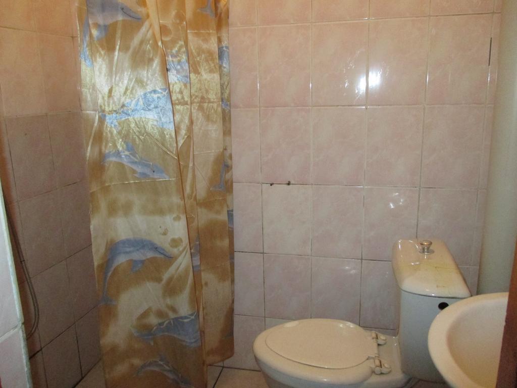 Otel Issyk-Kul Karakol Quarto foto