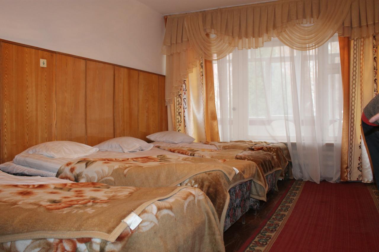Otel Issyk-Kul Karakol Exterior foto